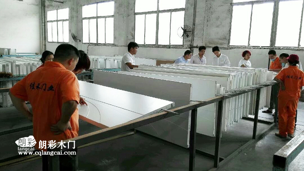 重庆朗彩木门展现品质实力